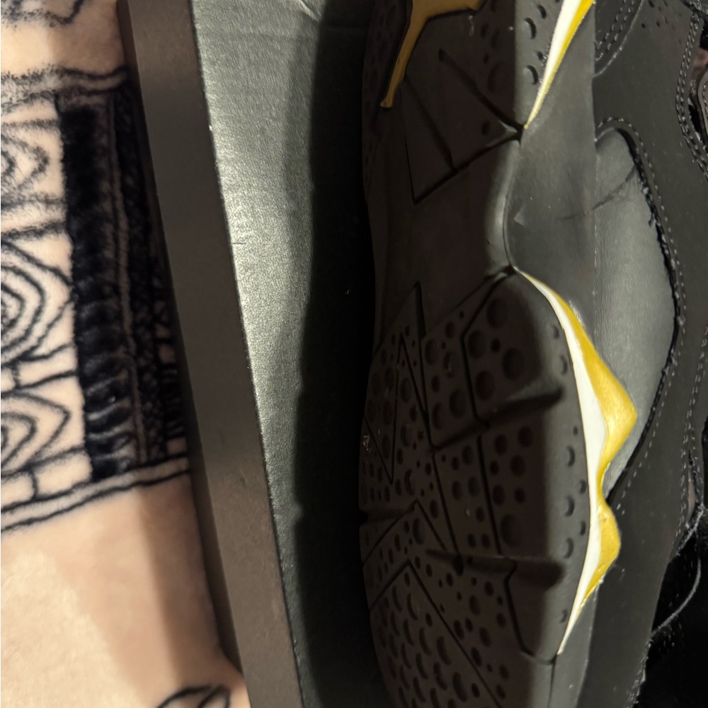 Big Boys Nike JORDANS FLIGHT - Picture 6 of 6